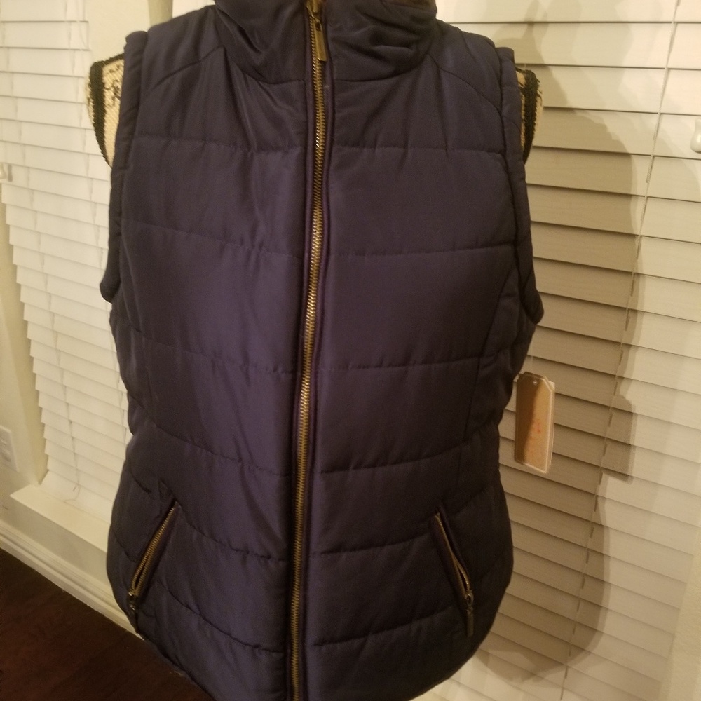 Cooper Key Blue Vest Faux Fur Trim